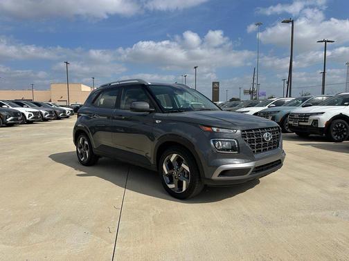 2024 Hyundai VENUE SEL