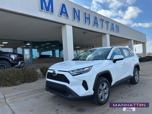 2024 Toyota RAV4 Hybrid XLE