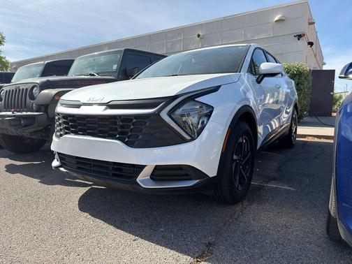 2023 Kia Sportage Hybrid LX