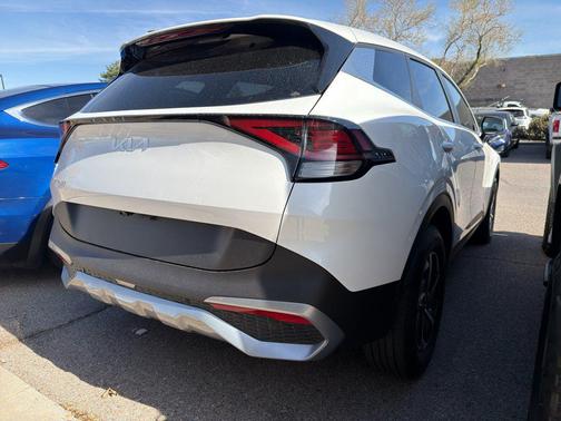 2023 Kia Sportage Hybrid LX