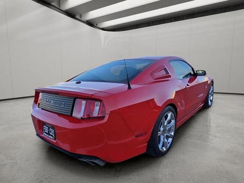 2011 Ford Mustang GT Premium
