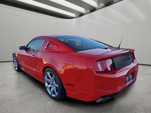 2011 Ford Mustang GT Premium
