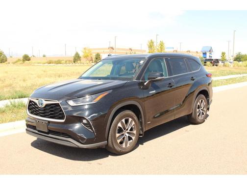 2021 Toyota Highlander Hybrid XLE