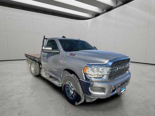 2019 RAM 2500 Tradesman Regular Cab 4x4 8' Box