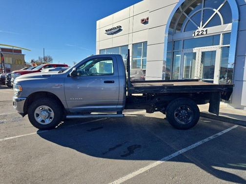 2019 RAM 2500 Tradesman Regular Cab 4x4 8' Box