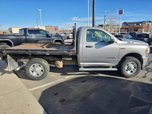 2019 RAM 2500 Tradesman Regular Cab 4x4 8' Box