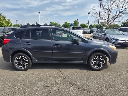 Dark Gray Metallic 2017 Subaru Crosstrek 2.0i Premium