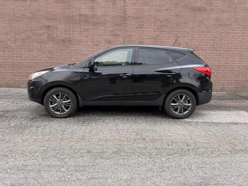 Ash Black Mica 2015 Hyundai TUCSON GLS