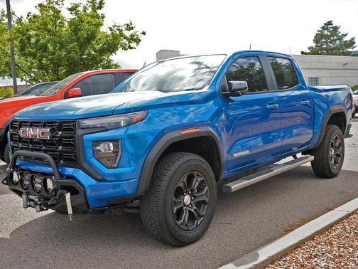 Dynamic Blue Metallic 2023 GMC Canyon Elevation
