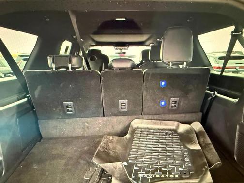 STARLIGHT GRAY PC 2025 Lincoln Navigator Reserve