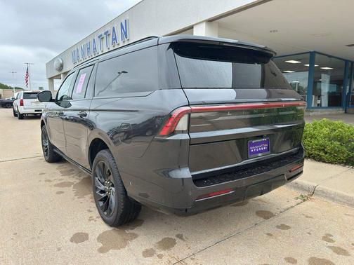STARLIGHT GRAY PC 2025 Lincoln Navigator Reserve
