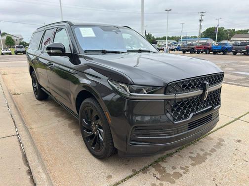 STARLIGHT GRAY PC 2025 Lincoln Navigator Reserve