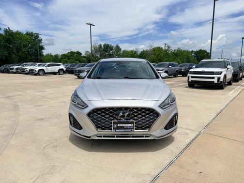 Symphony Silver 2019 Hyundai SONATA SEL