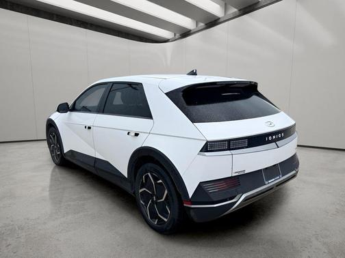 Atlas White 2024 Hyundai IONIQ 5 SEL