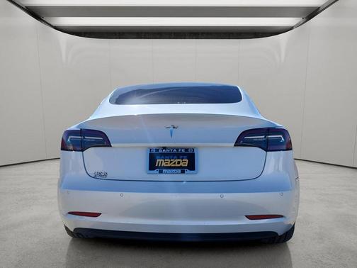 2022 Tesla Model 3 Standard Range
