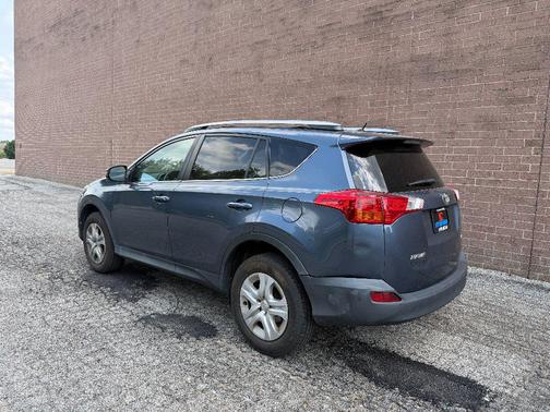 Shoreline Blue Pearl 2013 Toyota RAV4 LE