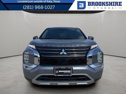 Mercury Gray Metallic 2023 Mitsubishi Outlander SE 2.5 2WD