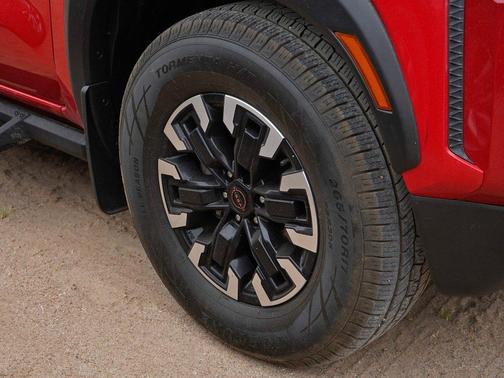 2022 Nissan Frontier PRO-X