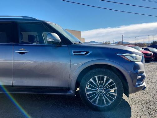 2018 INFINITI QX80 Base