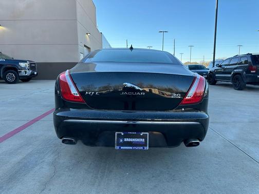 2015 Jaguar XJ XJL Portfolio