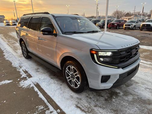 2025 Ford Expedition Max Active 4x4