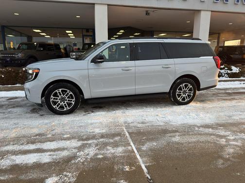 2025 Ford Expedition Max Active 4x4