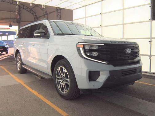 2025 Ford Expedition Max Active 4x4