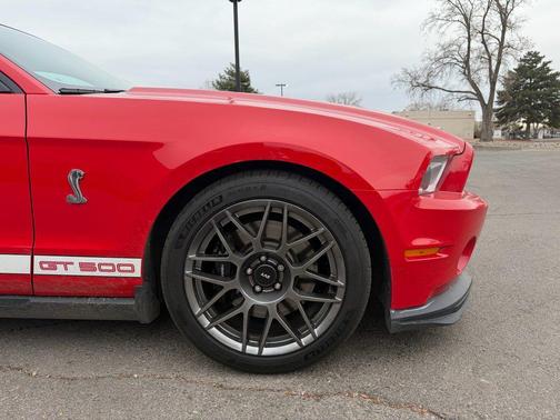 2012 Ford Shelby GT500 Base
