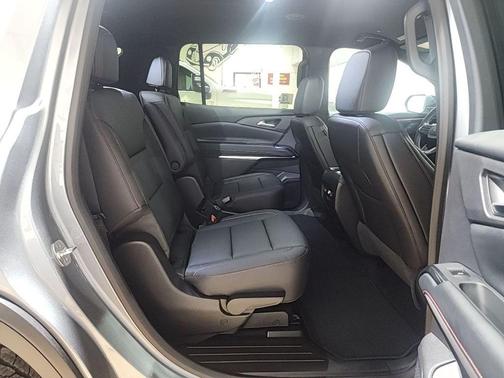 2025 Chevrolet Traverse AWD Z71