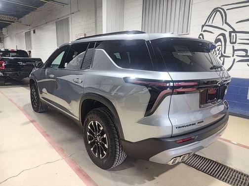 2025 Chevrolet Traverse AWD Z71