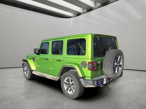 Mojito! Clearcoat 2018 Jeep Wrangler Unlimited Sahara