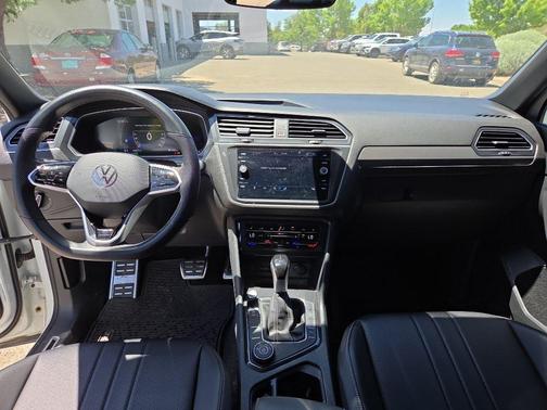 Opal White Pearl 2023 Volkswagen Tiguan 2.0T SE R-Line Black 4MOTION