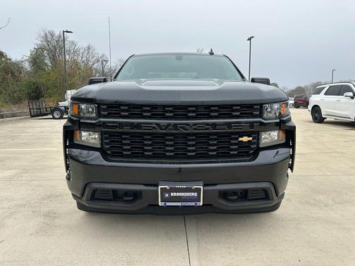 Black 2022 Chevrolet Silverado 1500 Limited Custom