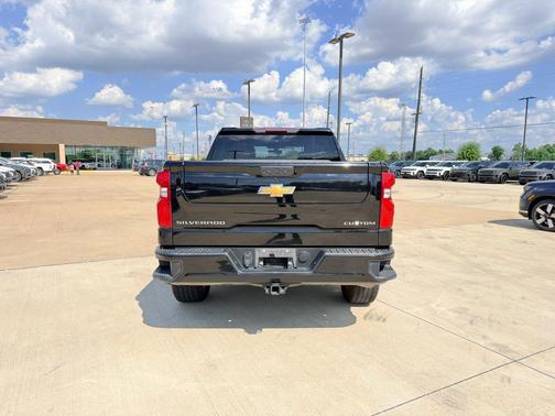 Black 2022 Chevrolet Silverado 1500 Limited Custom
