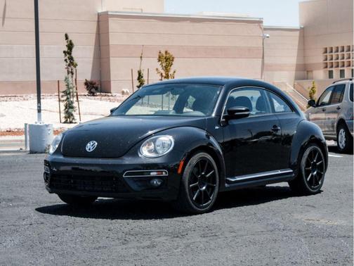 Deep Black Pearl 2014 Volkswagen Beetle DSG 2.0T R-Line