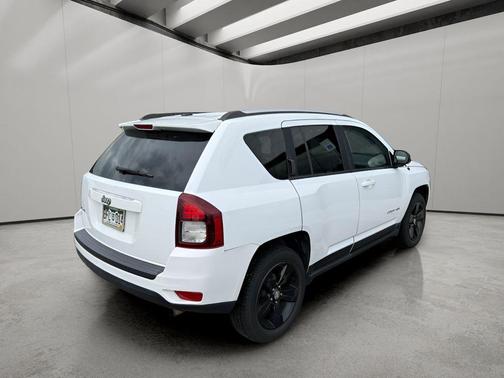 Bright White Clearcoat 2016 Jeep Compass Sport