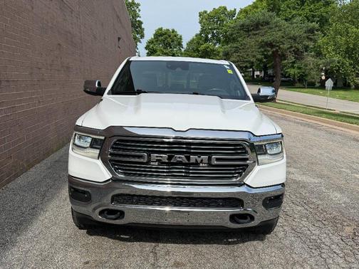 Bright White Clearcoat 2023 RAM 1500 Laramie