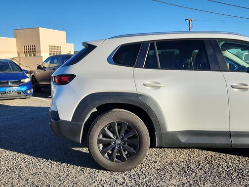 2024 Mazda CX-50 2.5 S Preferred Package
