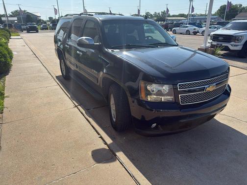 Black 2013 Chevrolet Suburban 1500 LS