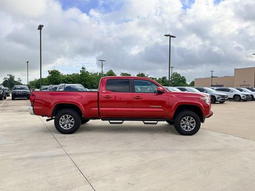 Barcelona Red Metallic 2019 Toyota Tacoma SR5