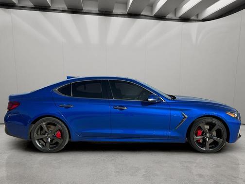 Mallorca Blue 2019 Genesis G70 3.3T Advanced
