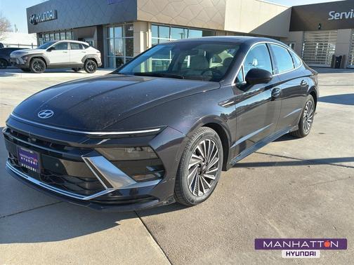 2024 Hyundai SONATA Hybrid Limited