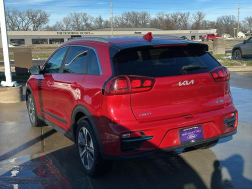2022 Kia Niro EV EX