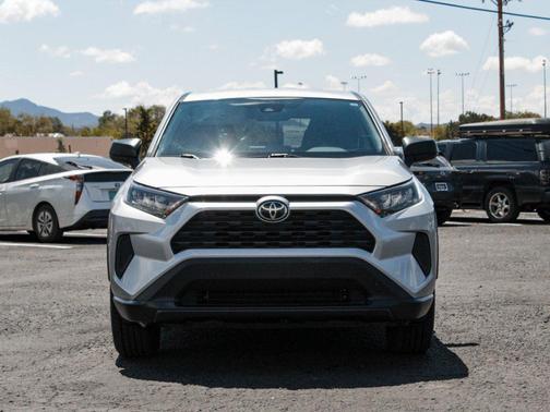 Silver Sky Metallic 2022 Toyota RAV4 LE