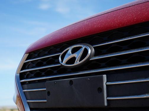 Pomegranate Red 2020 Hyundai Accent SE