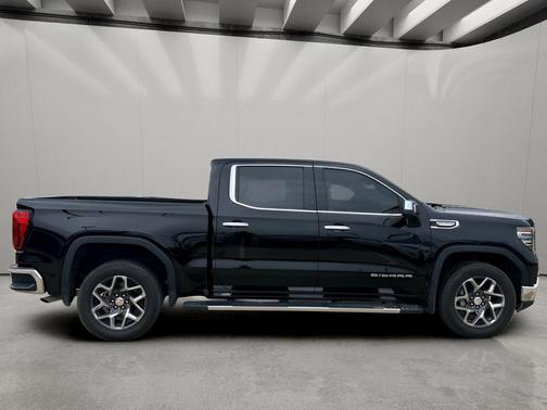 Onyx Black 2026 GMC Sierra 1500 SLT