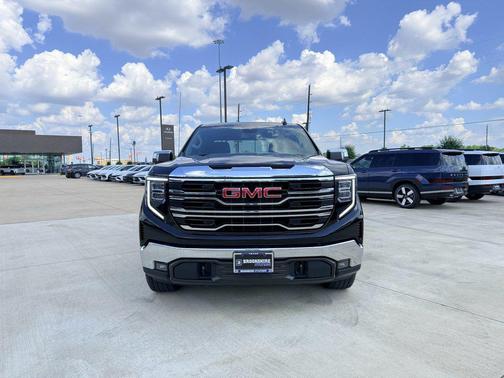 Onyx Black 2026 GMC Sierra 1500 SLT