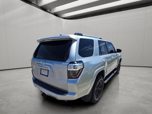 Classic Silver Metallic 2021 Toyota 4Runner SR5
