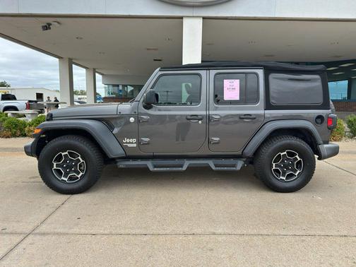 Granite Crystal Metallic Clearcoat 2018 Jeep Wrangler Unlimited Sport