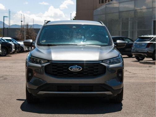 CARBONIZED GRAY METALLIC 2025 Ford Escape ST-Line Select